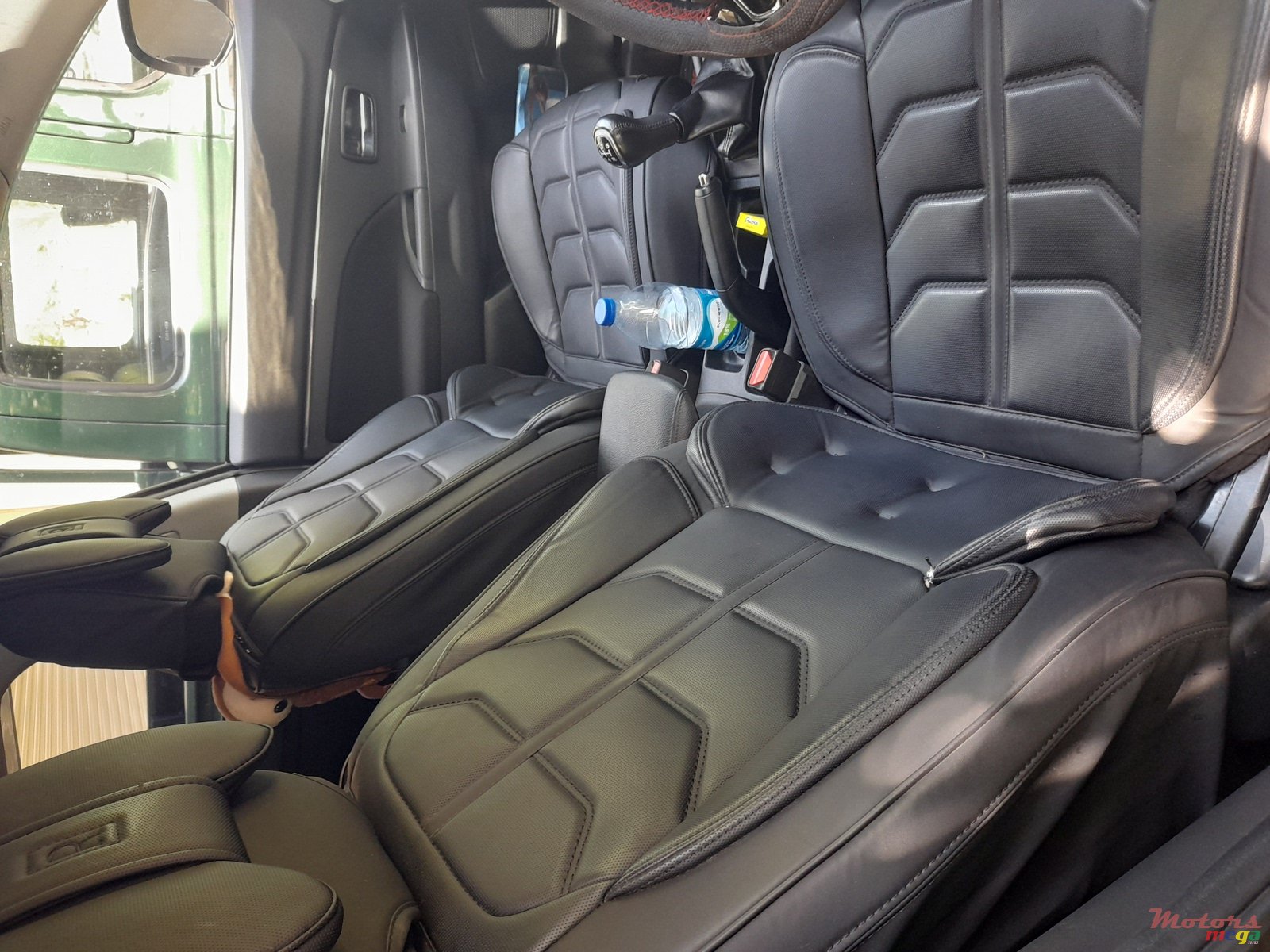 2018' Mitsubishi ASX photo #1