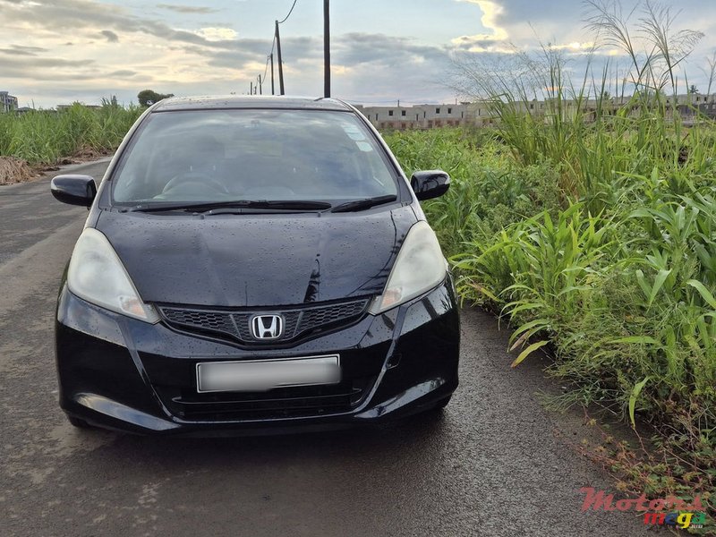 2011' Honda Fit photo #2