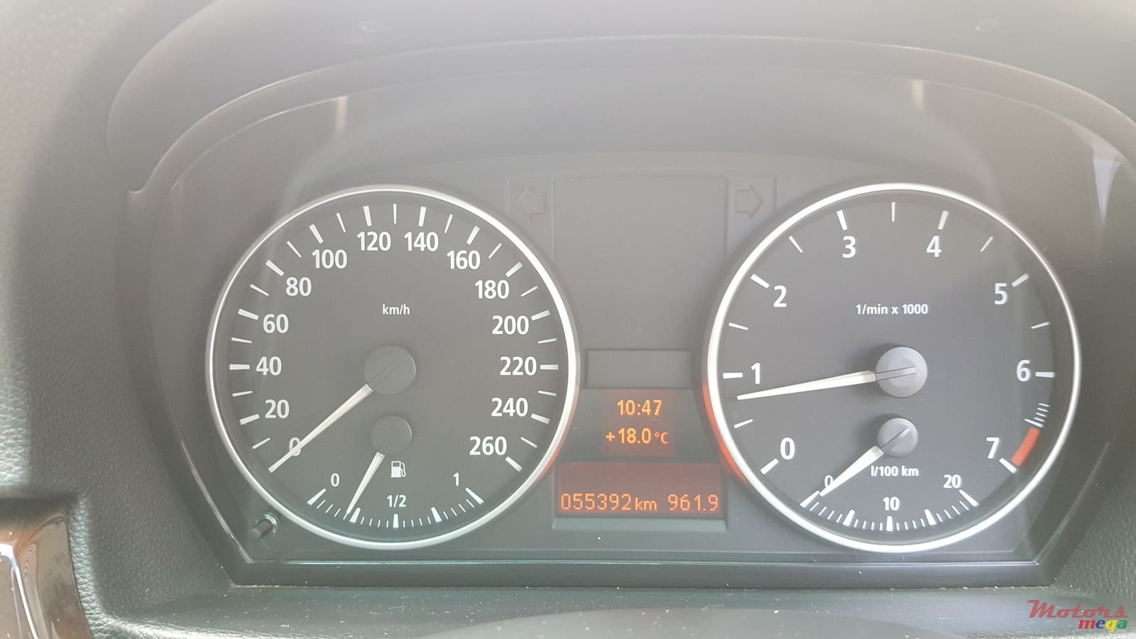 2005' BMW 3 Series photo #5