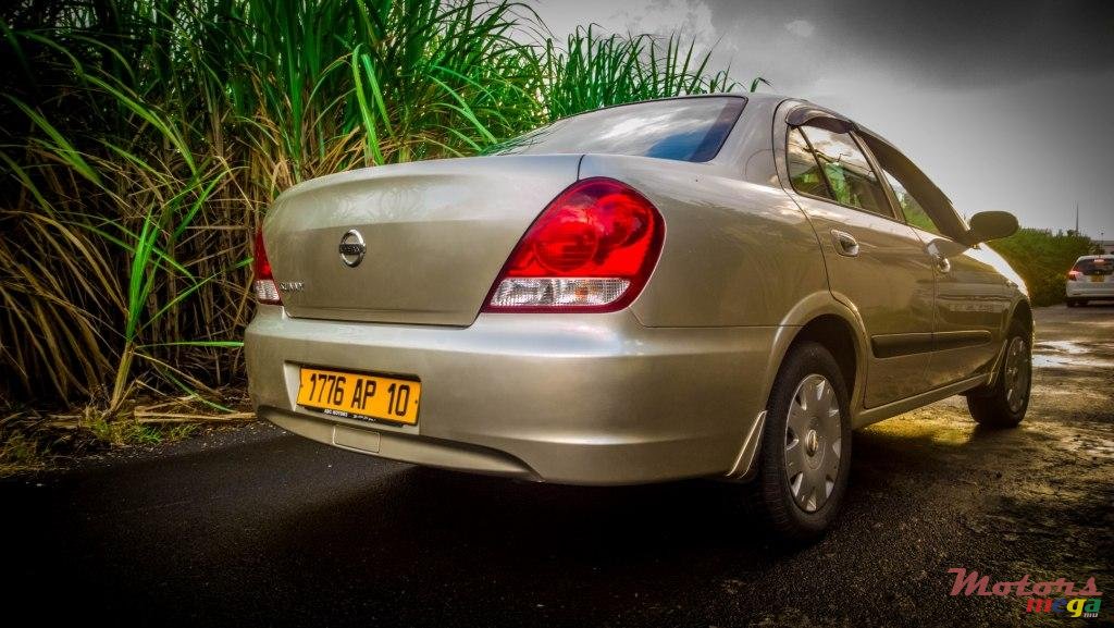 2010' Nissan Sunny photo #4