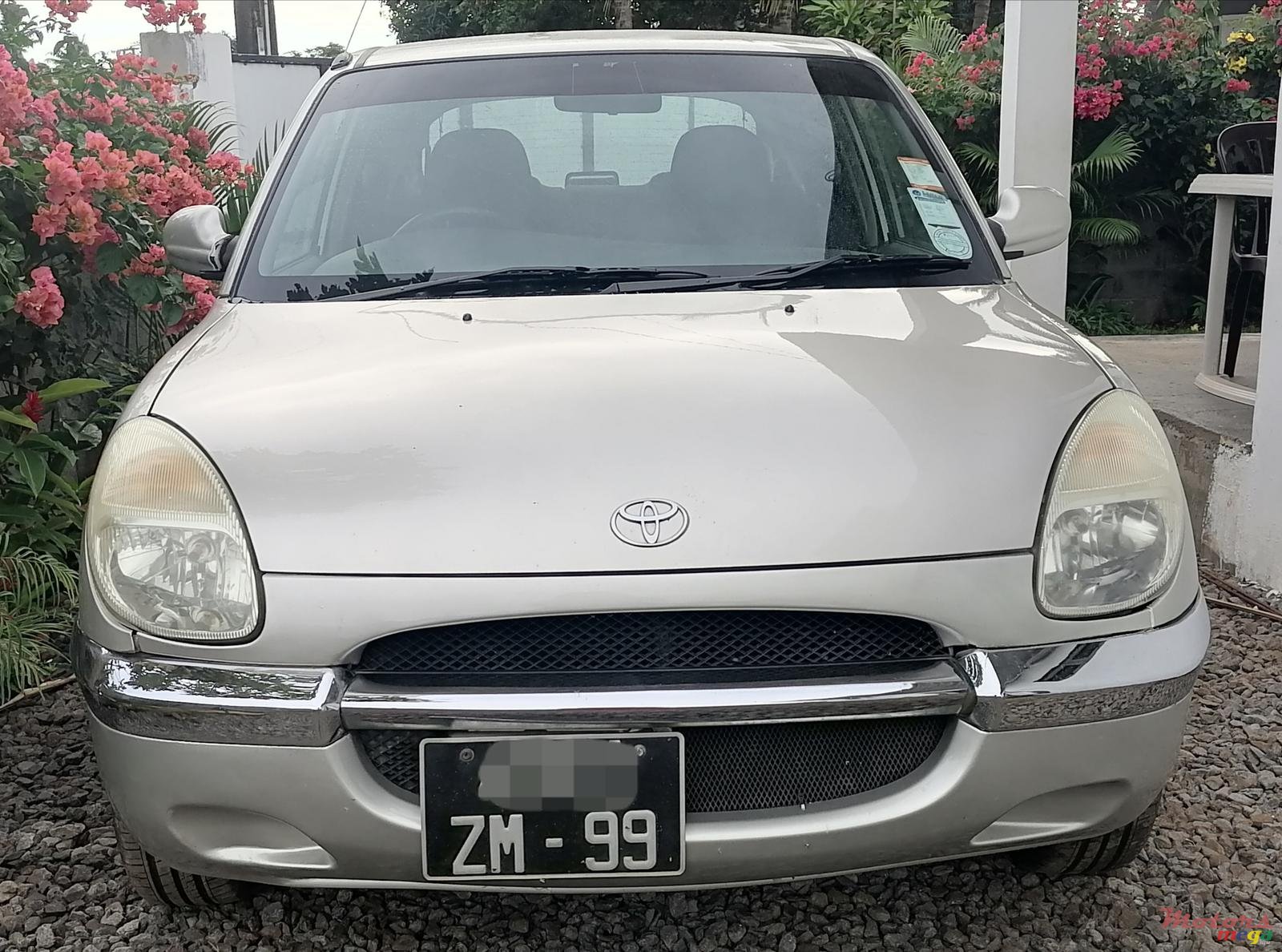 1999' Toyota photo #1