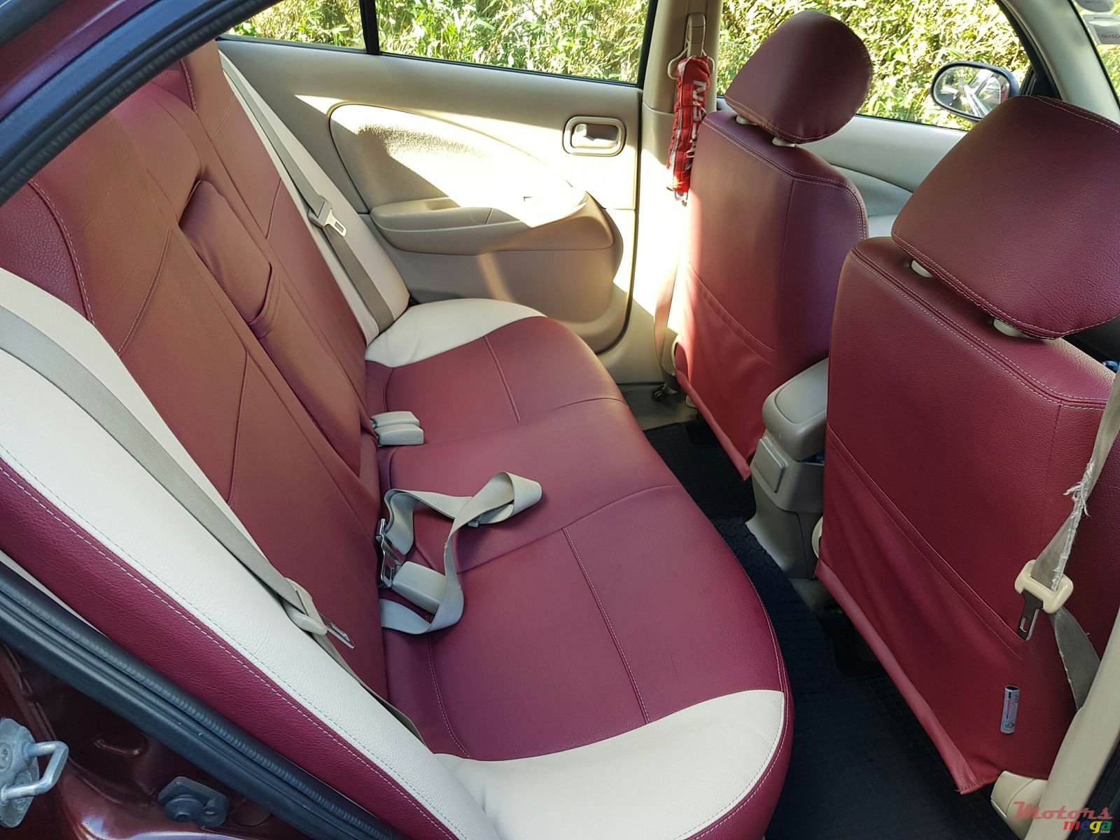 2004' Nissan Sunny Vip n17 photo #5