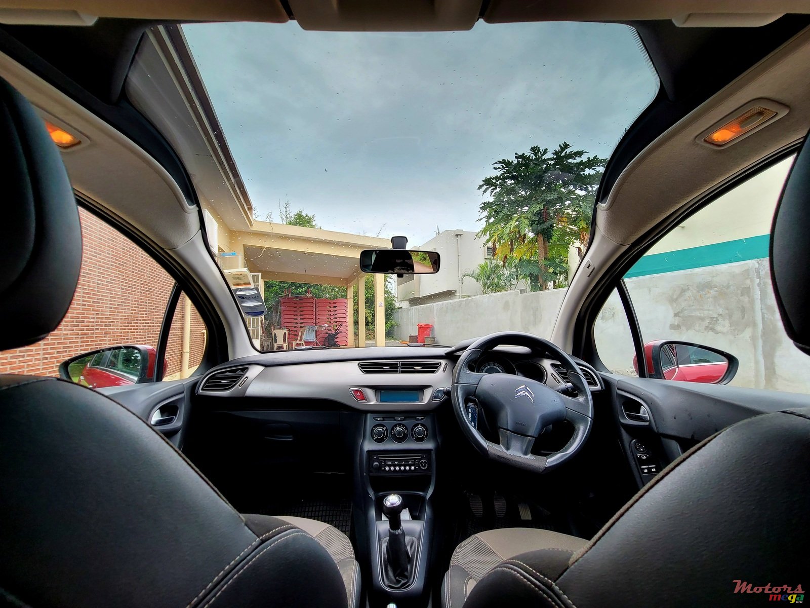 2013' Citroen C3 Turbo Diesel photo #4