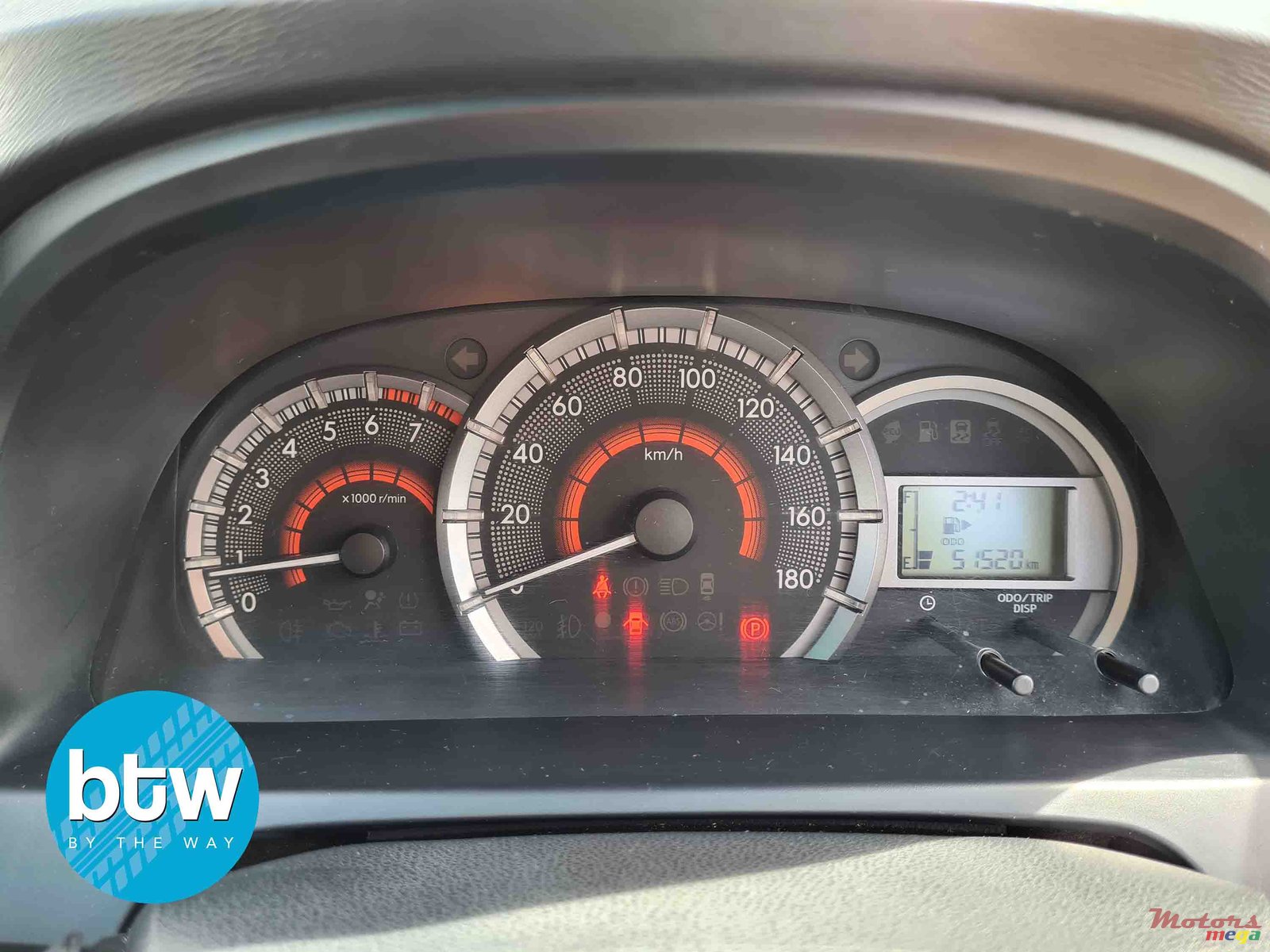 2016' Toyota Avanza photo #7