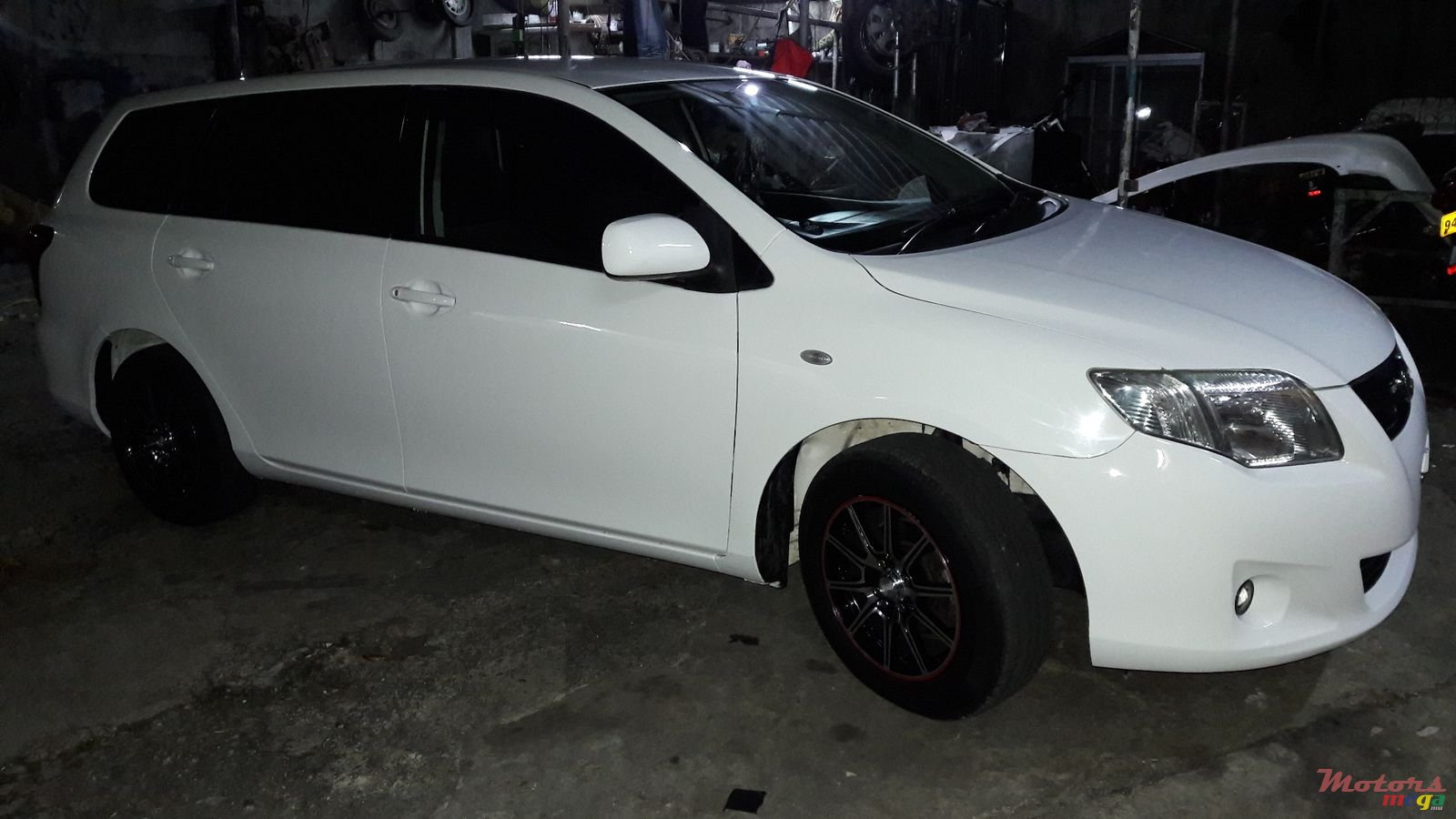 2009' Toyota Corolla photo #5