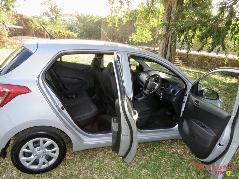 2018' Hyundai i10 photo #3