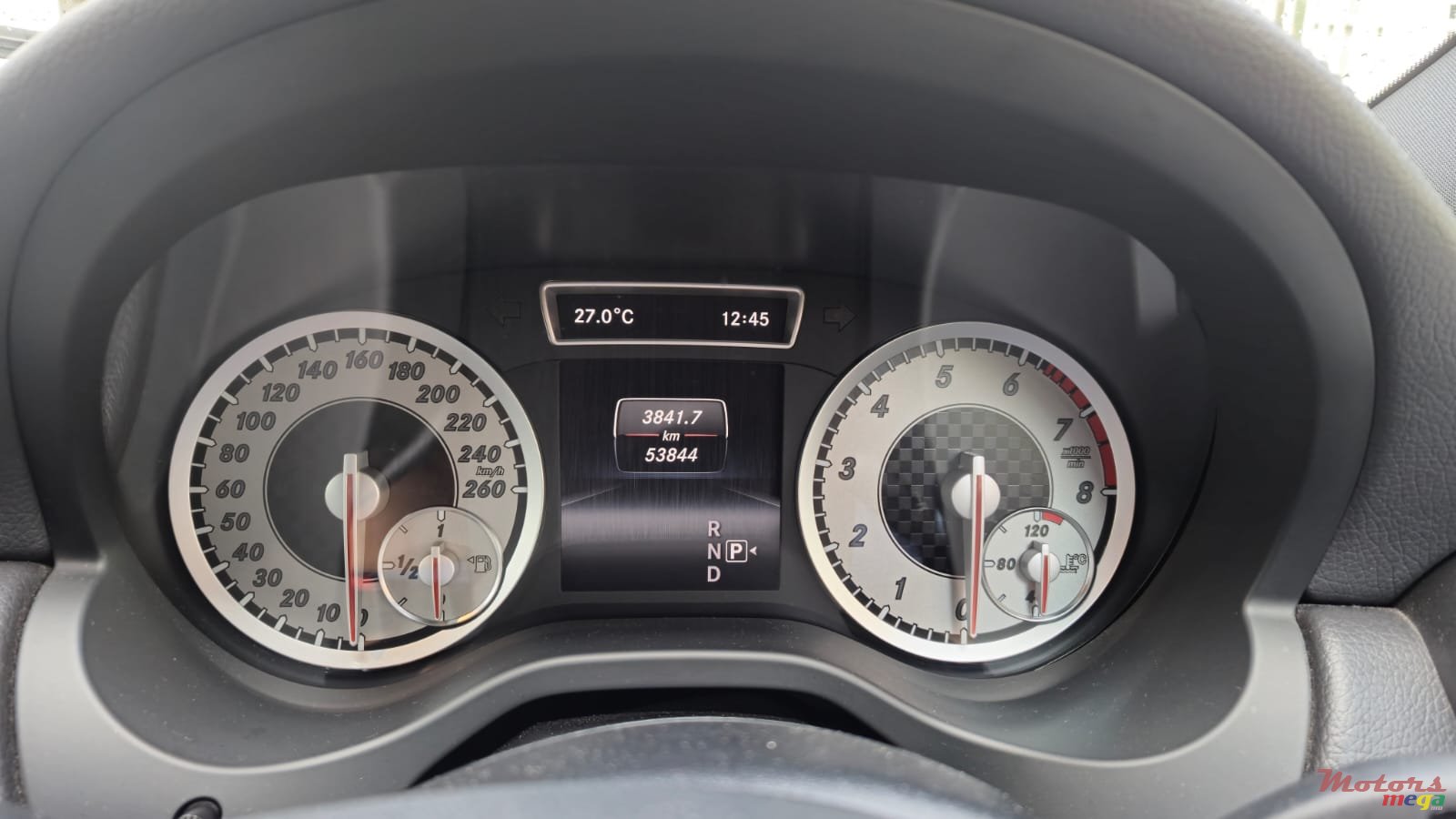 2014' Mercedes-Benz A 200 photo #7