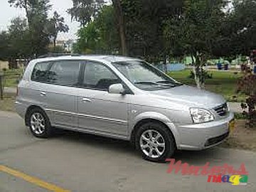 2006' Kia Carens DC 06 LOCAL photo #1