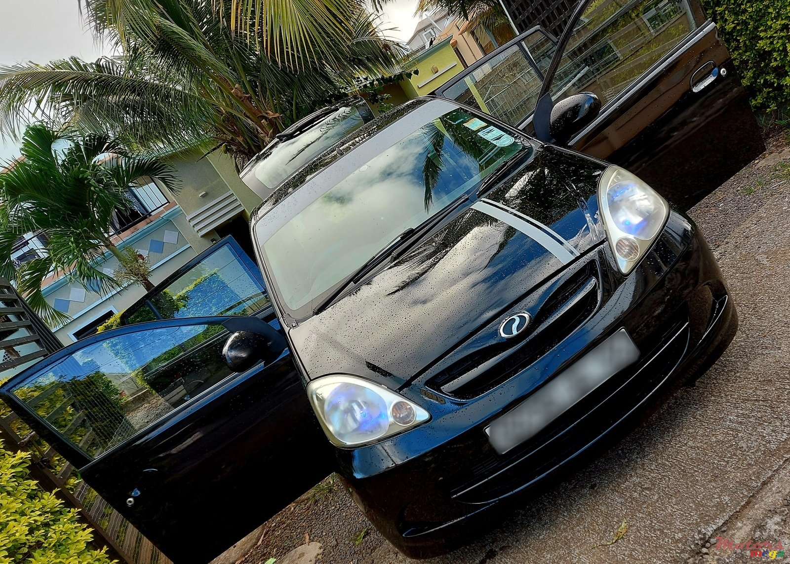 2012' Perodua Dorigin photo #1