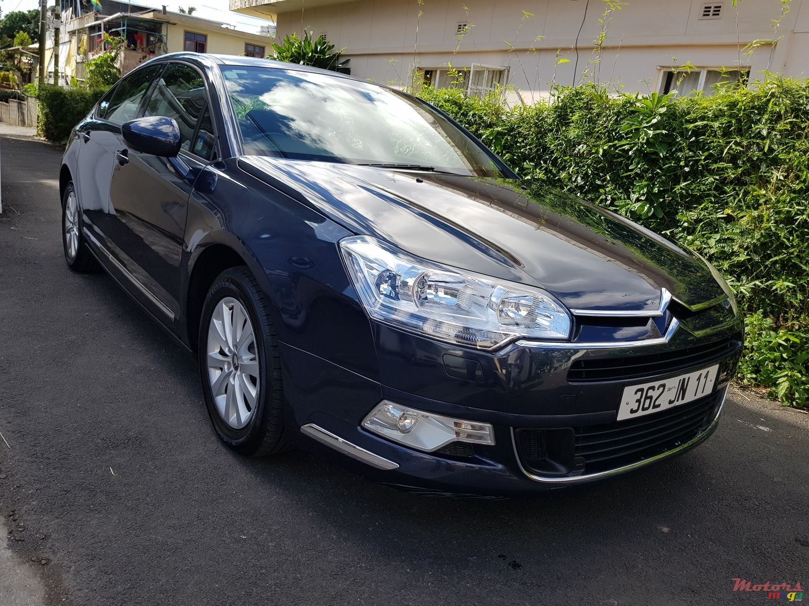 2011' Citroen C5 photo #1