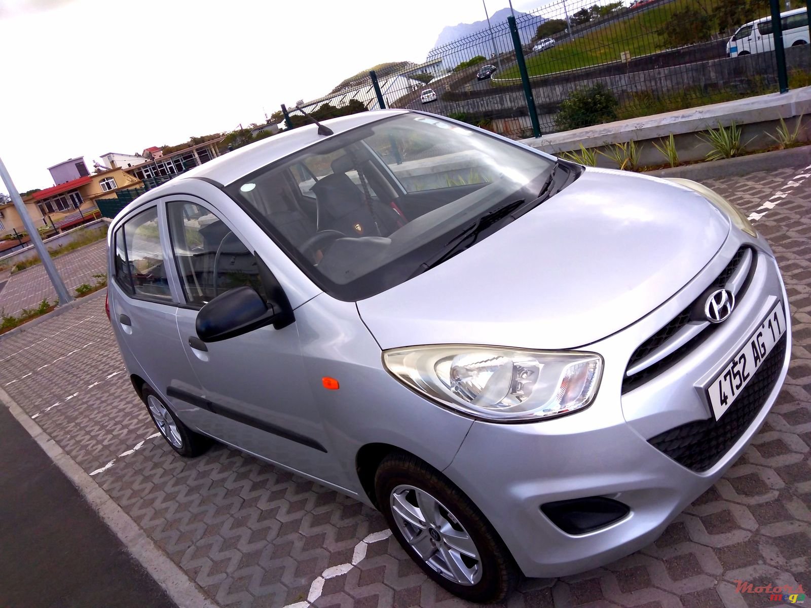 2011' Hyundai i10 photo #6