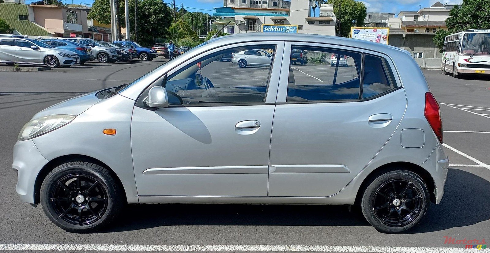 2014' Hyundai i10 photo #3