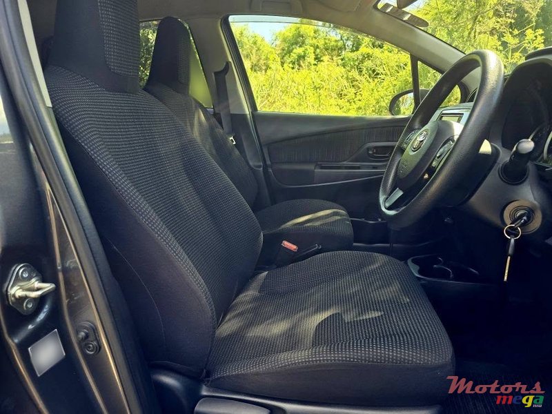 2019' Toyota Vitz photo #6