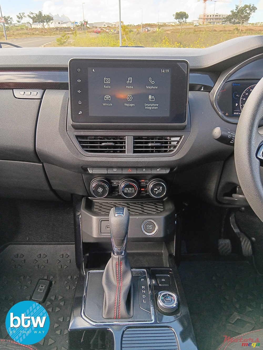 2022' Renault KIGER INTENS photo #5