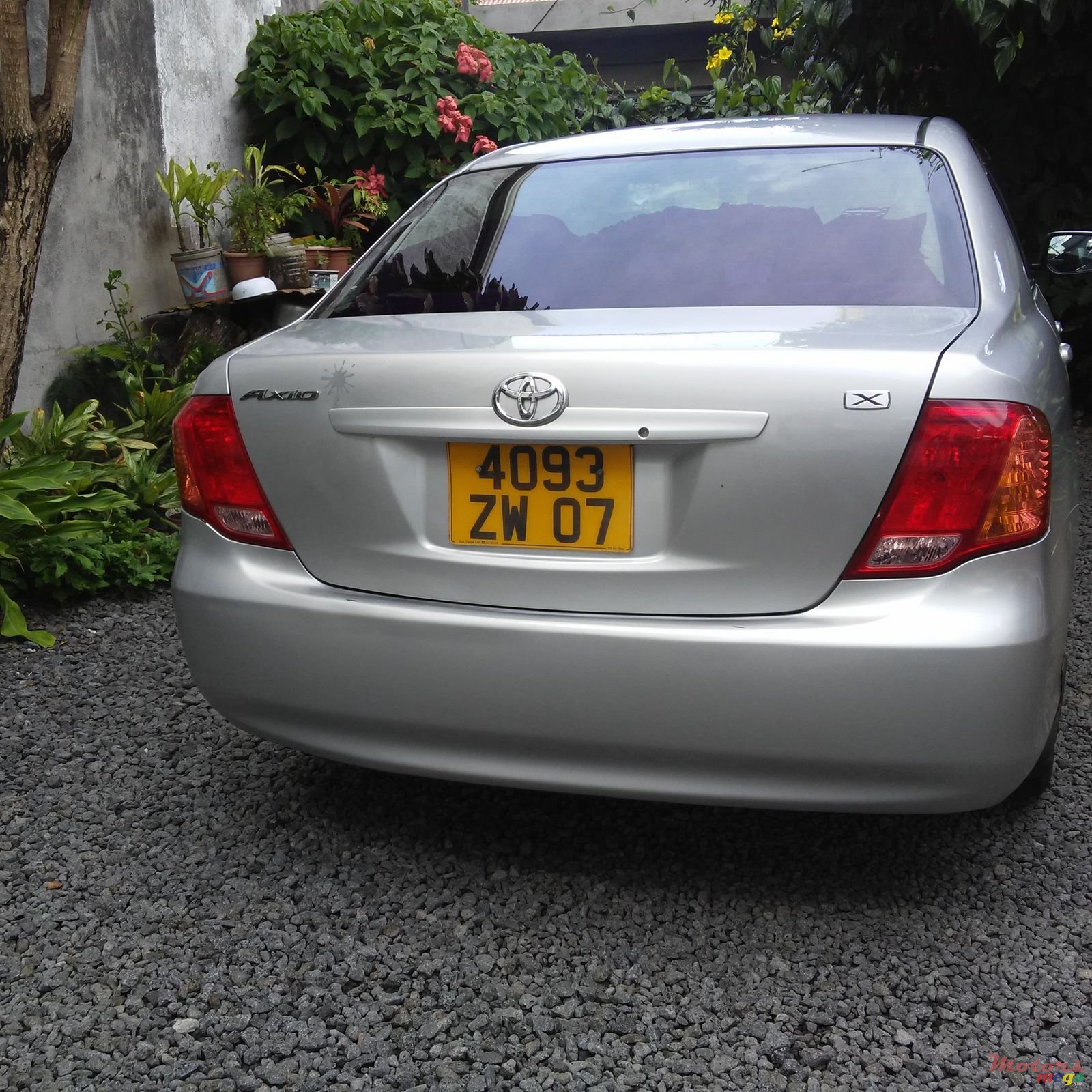 2007' Toyota Axio photo #5