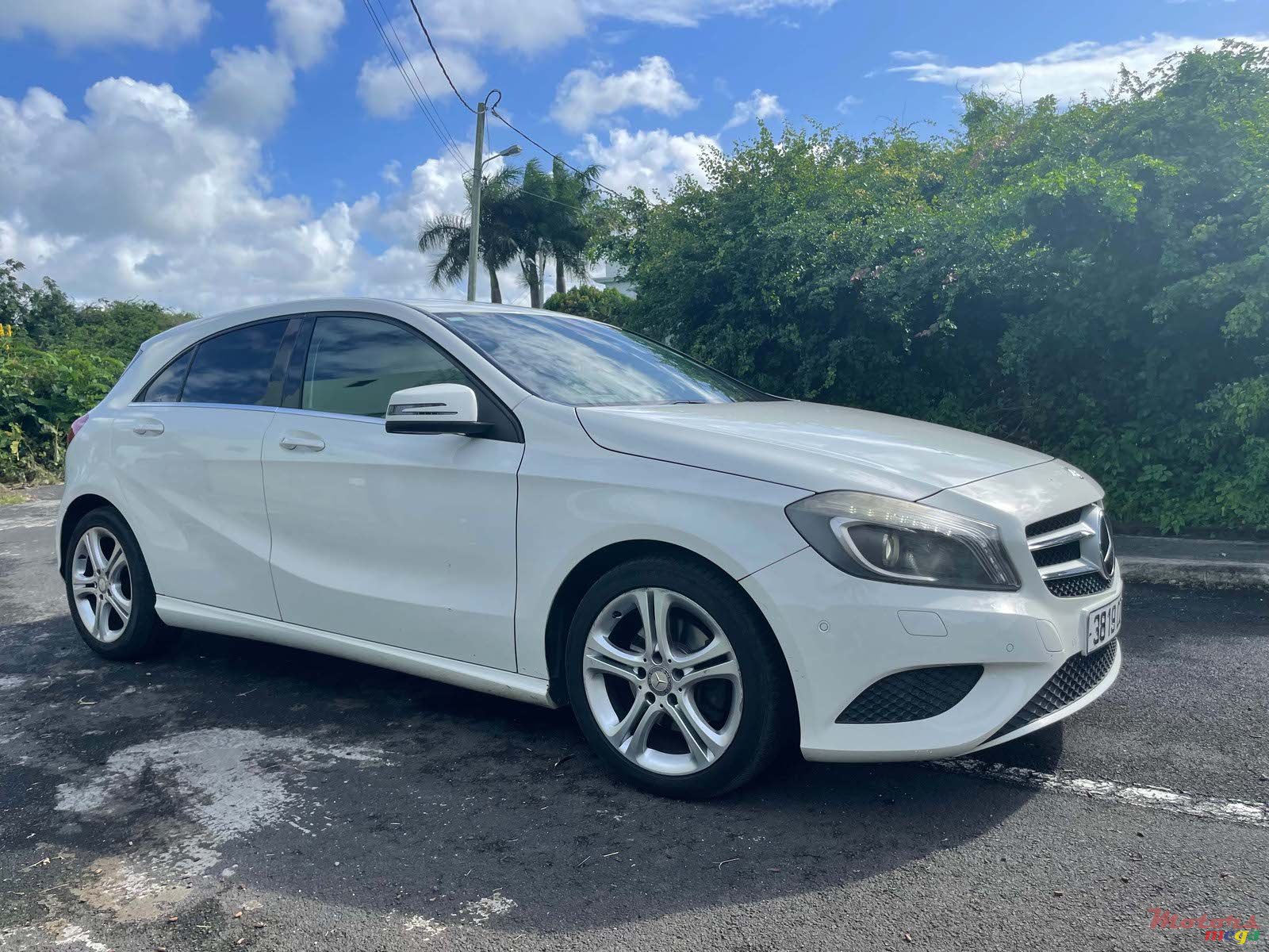 2013' Mercedes-Benz photo #2