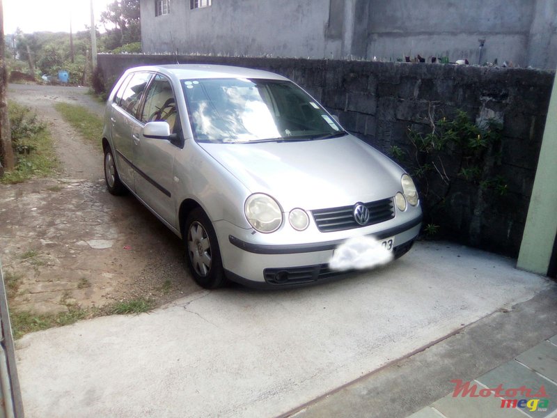 2003' Volkswagen Polo photo #1