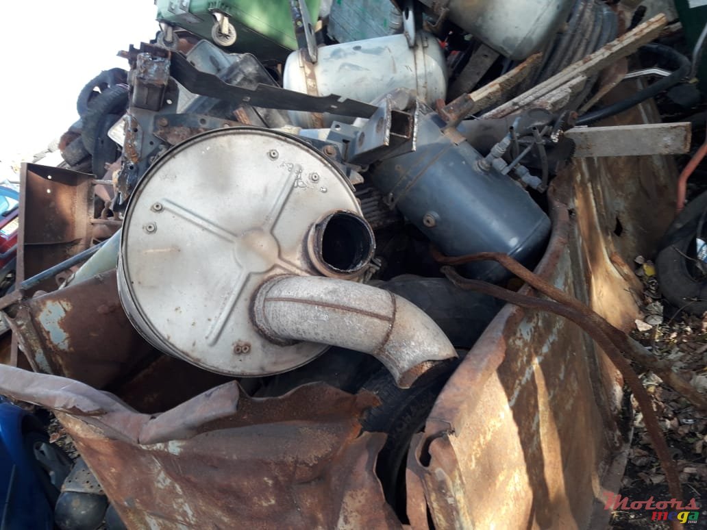 2018' Nissan photo #2