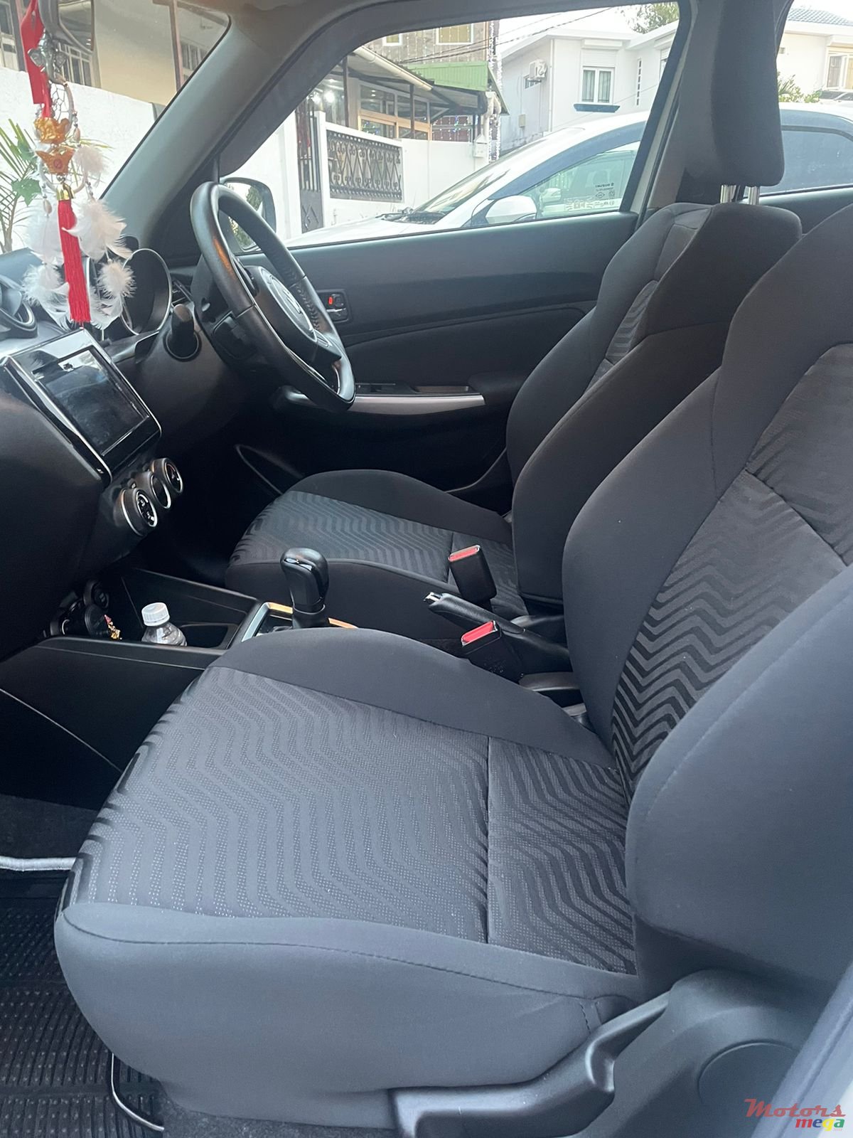 2023' Suzuki Swift Glx photo #6