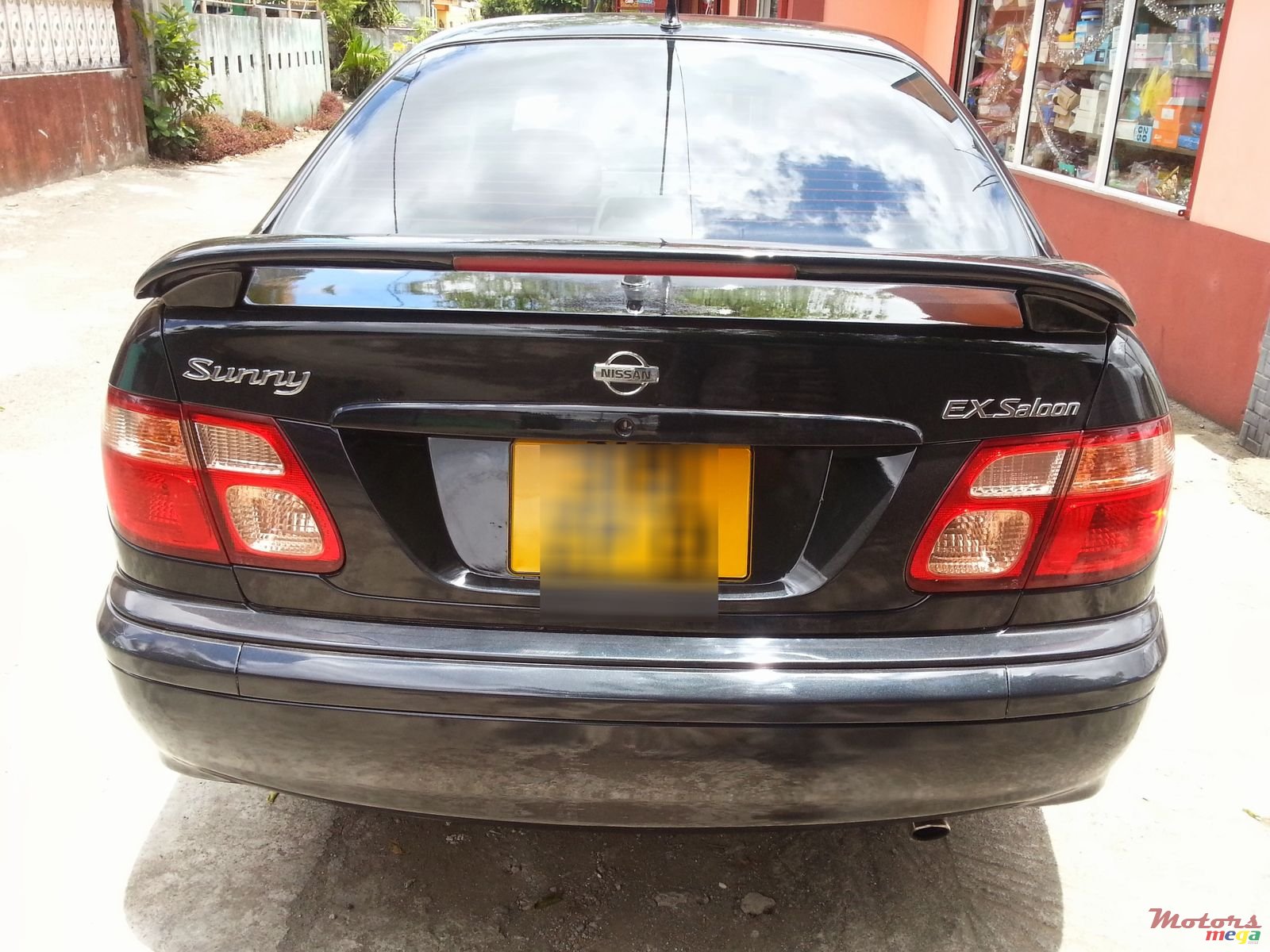 2001' Nissan Almera photo #3