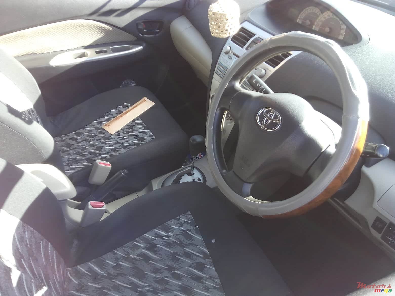 2006' Toyota photo #5