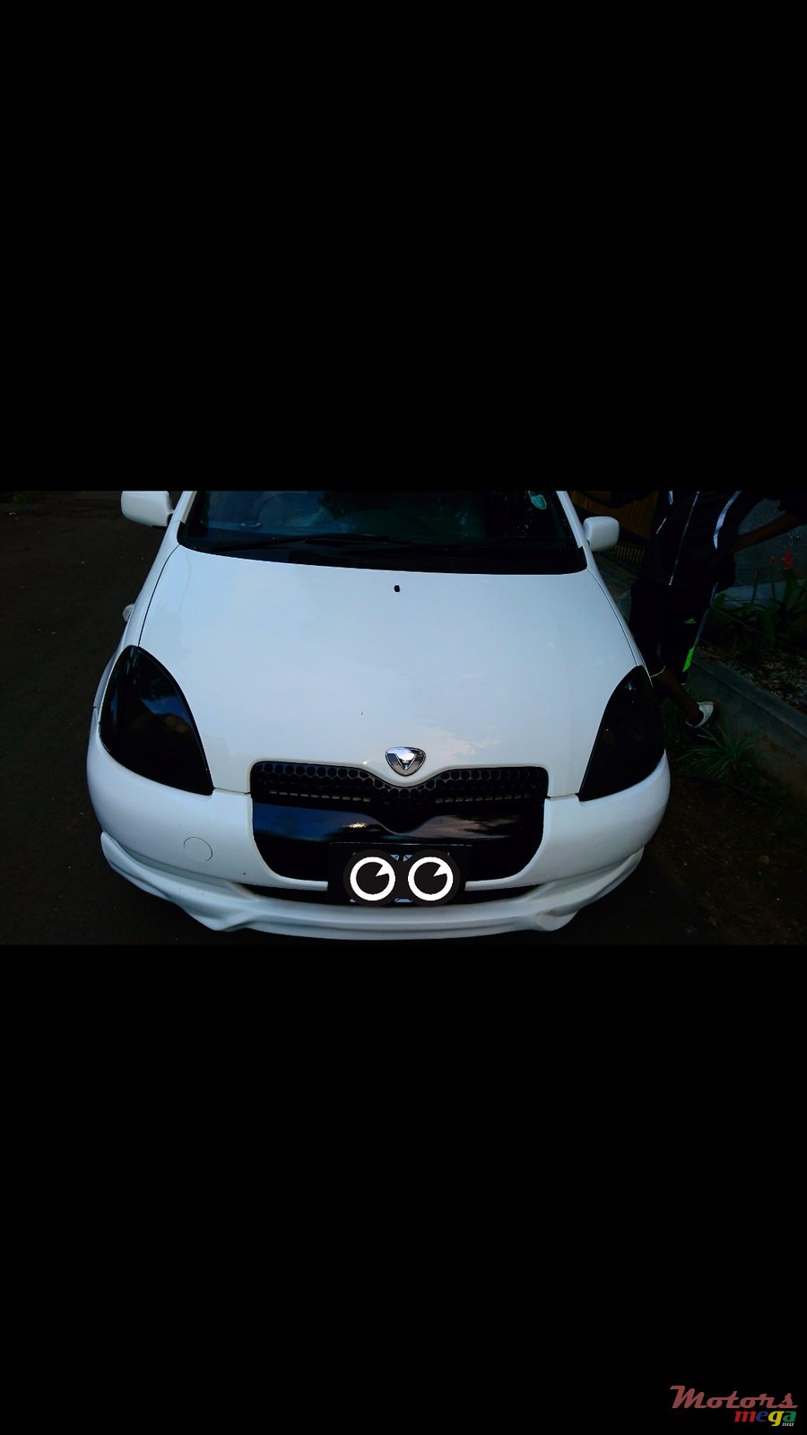 2000' Toyota Vitz photo #1