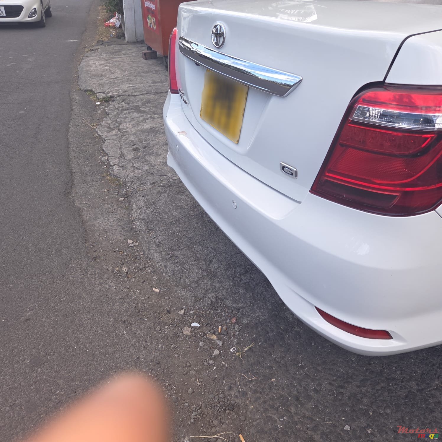 2017' Toyota Axio photo #3