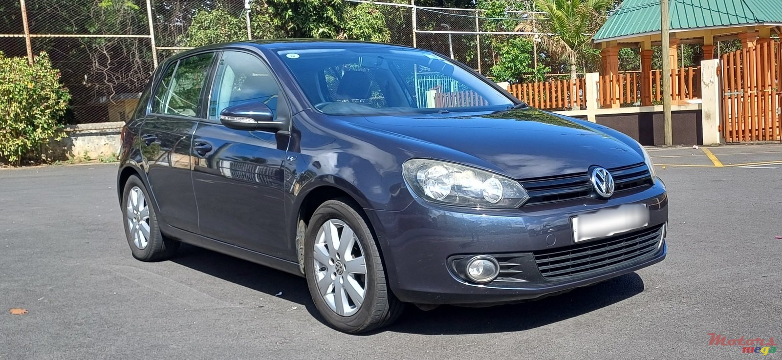 2012' Volkswagen Golf VI R line photo #3