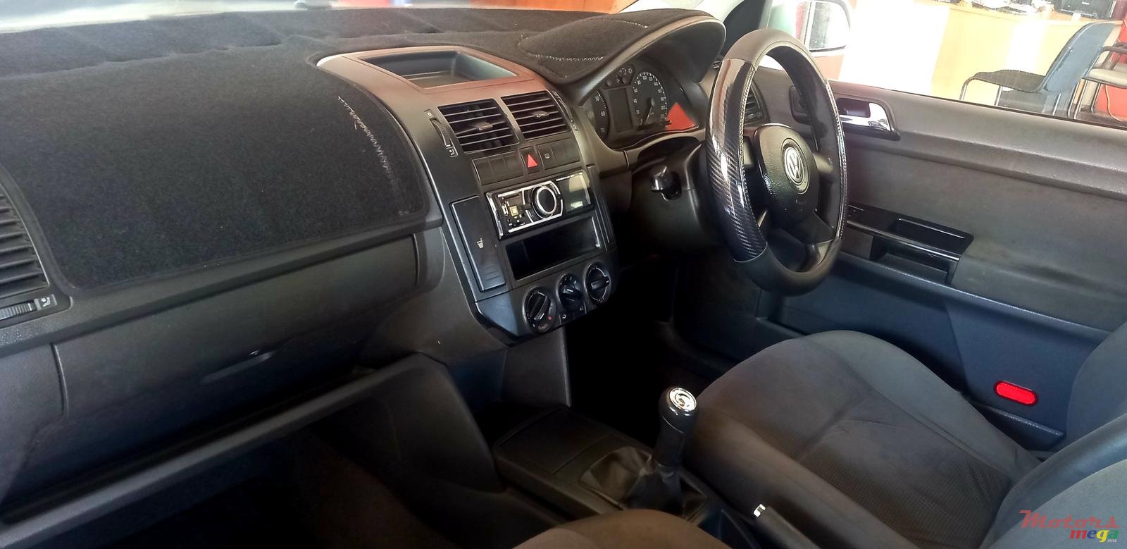 2006' Volkswagen Polo photo #4