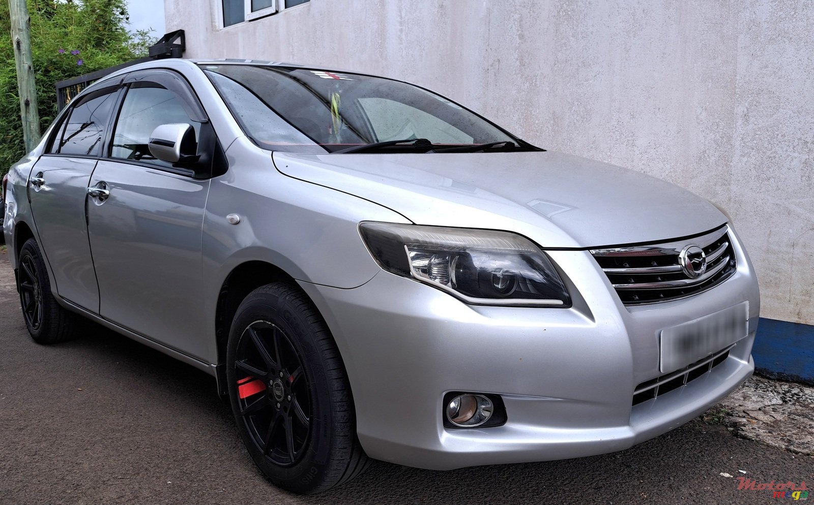 2010' Toyota Axio photo #3