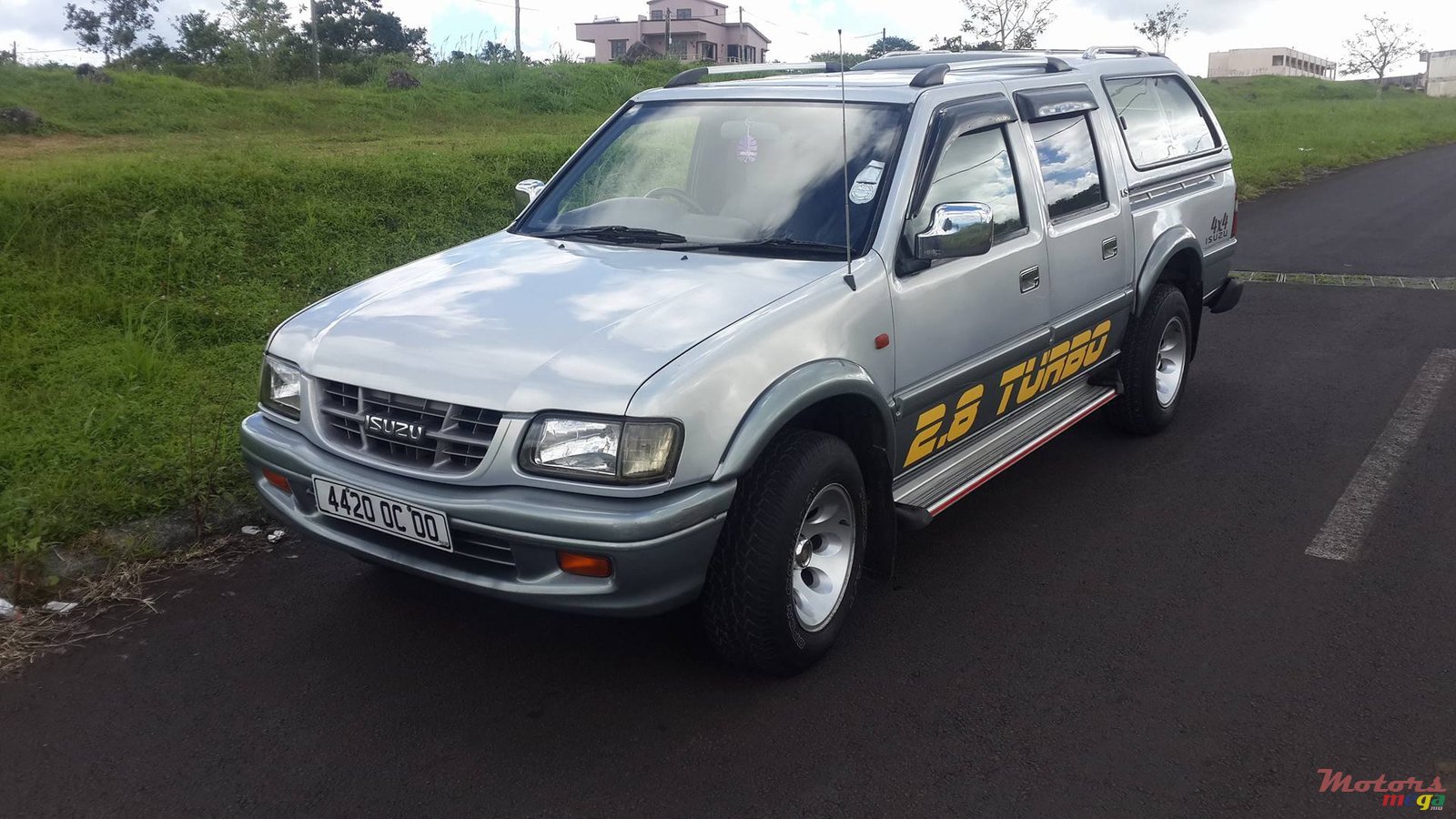2000' Isuzu 4*4 LS JAPAN photo #2
