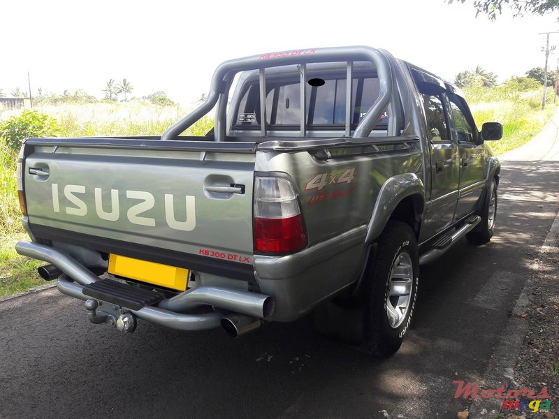 2003' Isuzu KB 300 (4x4) photo #4