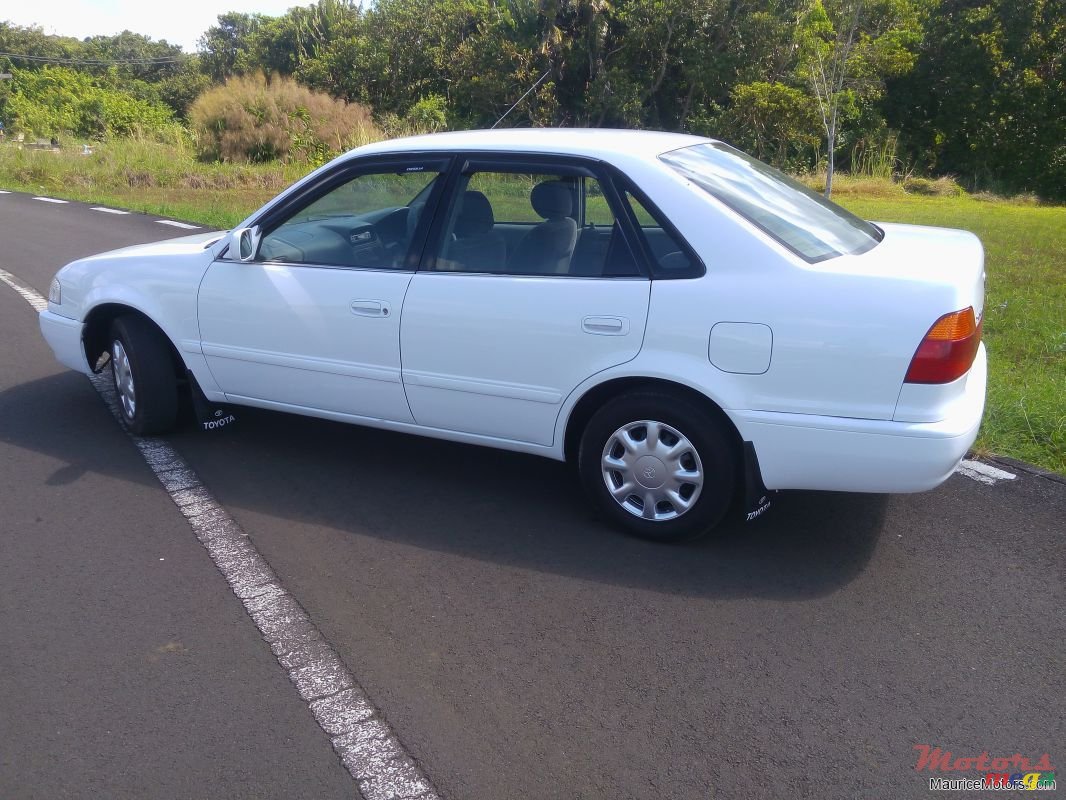 1998' Toyota photo #2