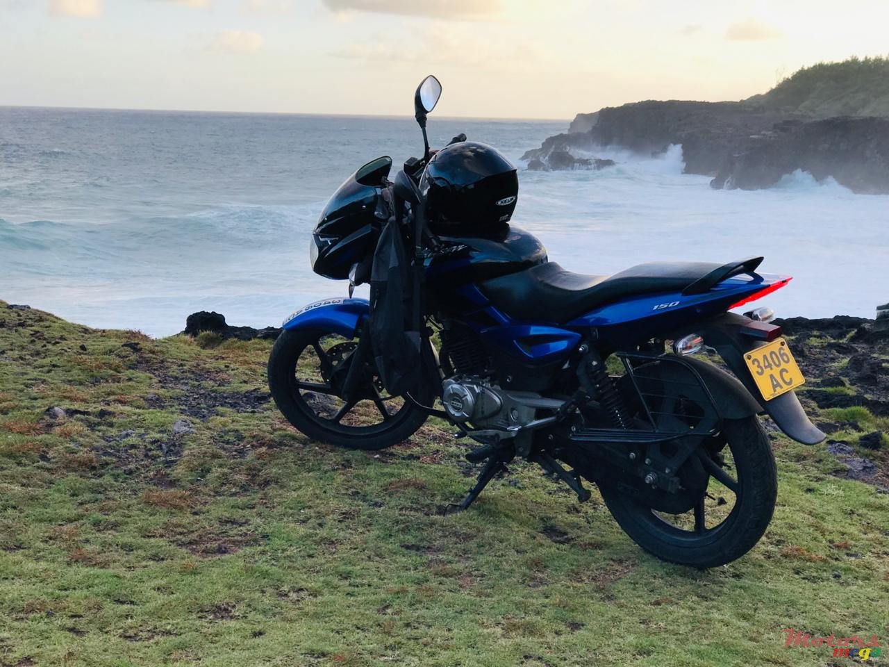 2017' Bajaj photo #1