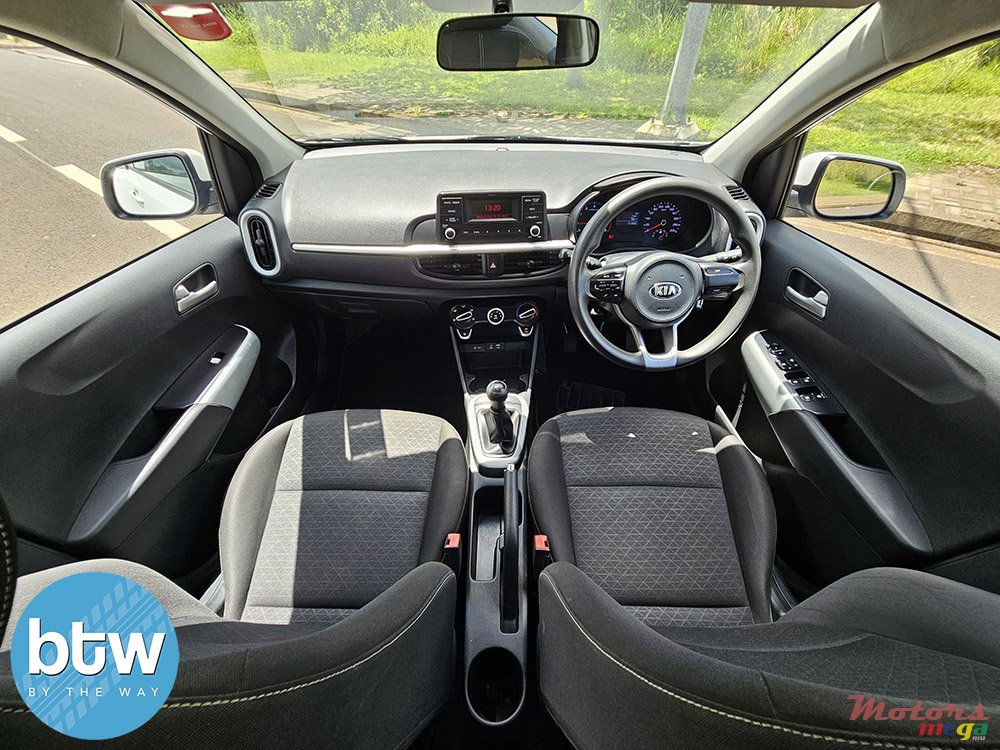 2017' Kia Picanto photo #7