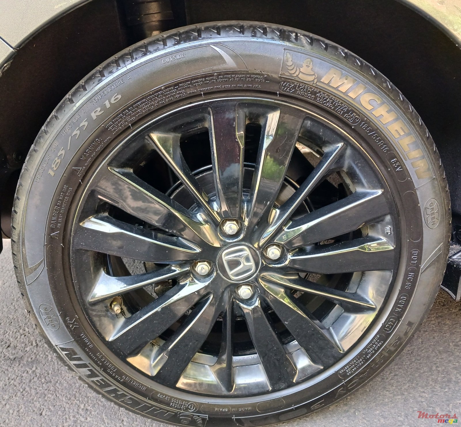 2019' Honda Jazz Fully loaded photo #3