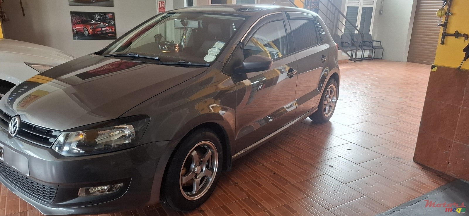 2012' Volkswagen Polo photo #3