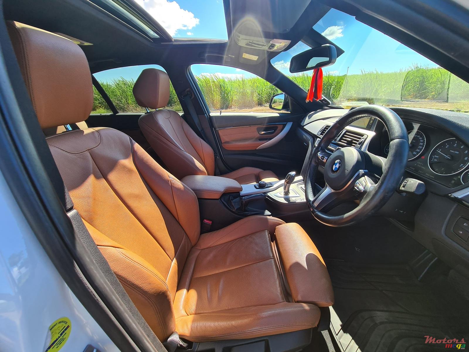 2017' BMW 318 M sport photo #6