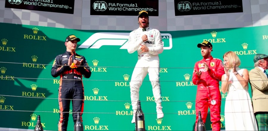 Hamilton overtakes Verstappen late in Hungarian Grand Prix