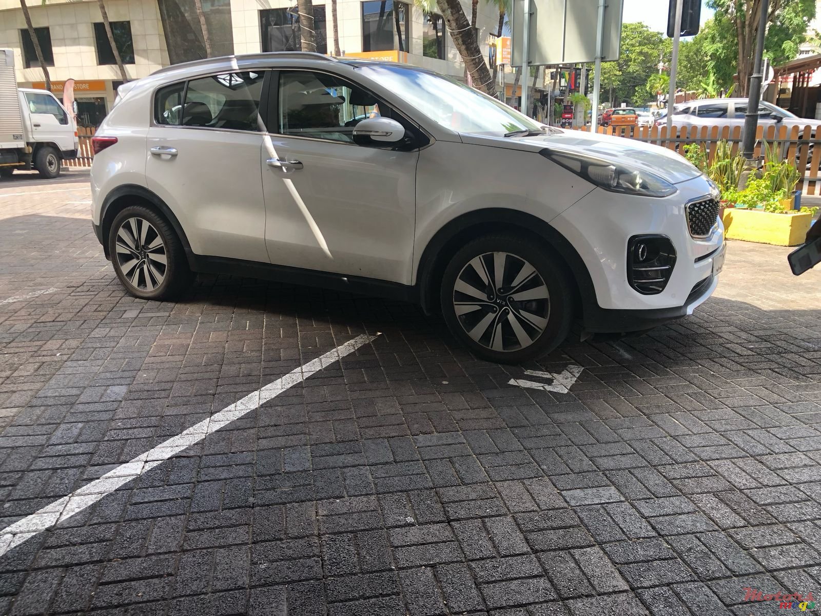 2017' Kia Sportage photo #2