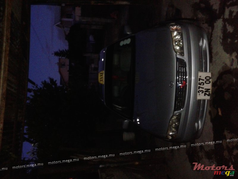 2000' Toyota photo #1