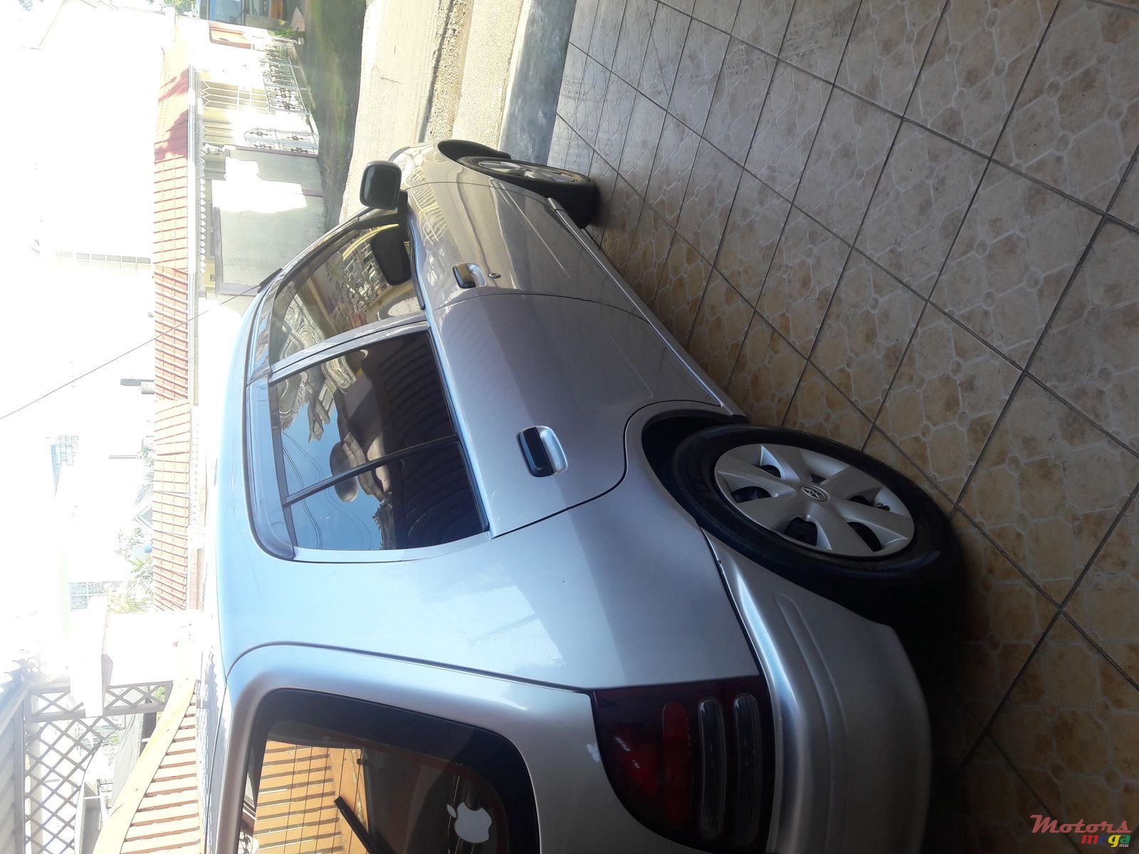1998' Toyota Starlet photo #4