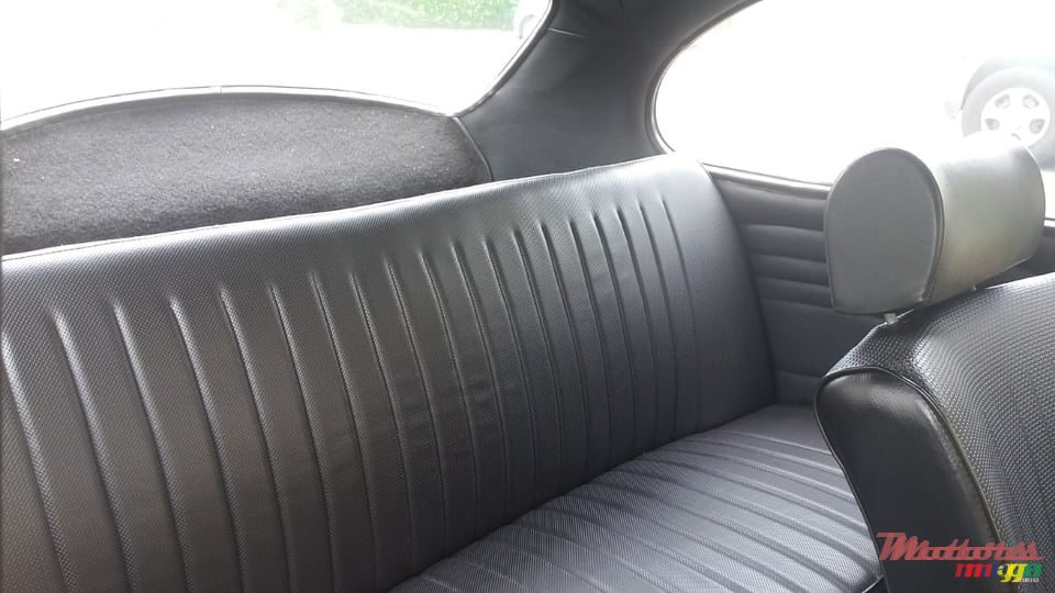 1970' Volkswagen Beetle photo #4