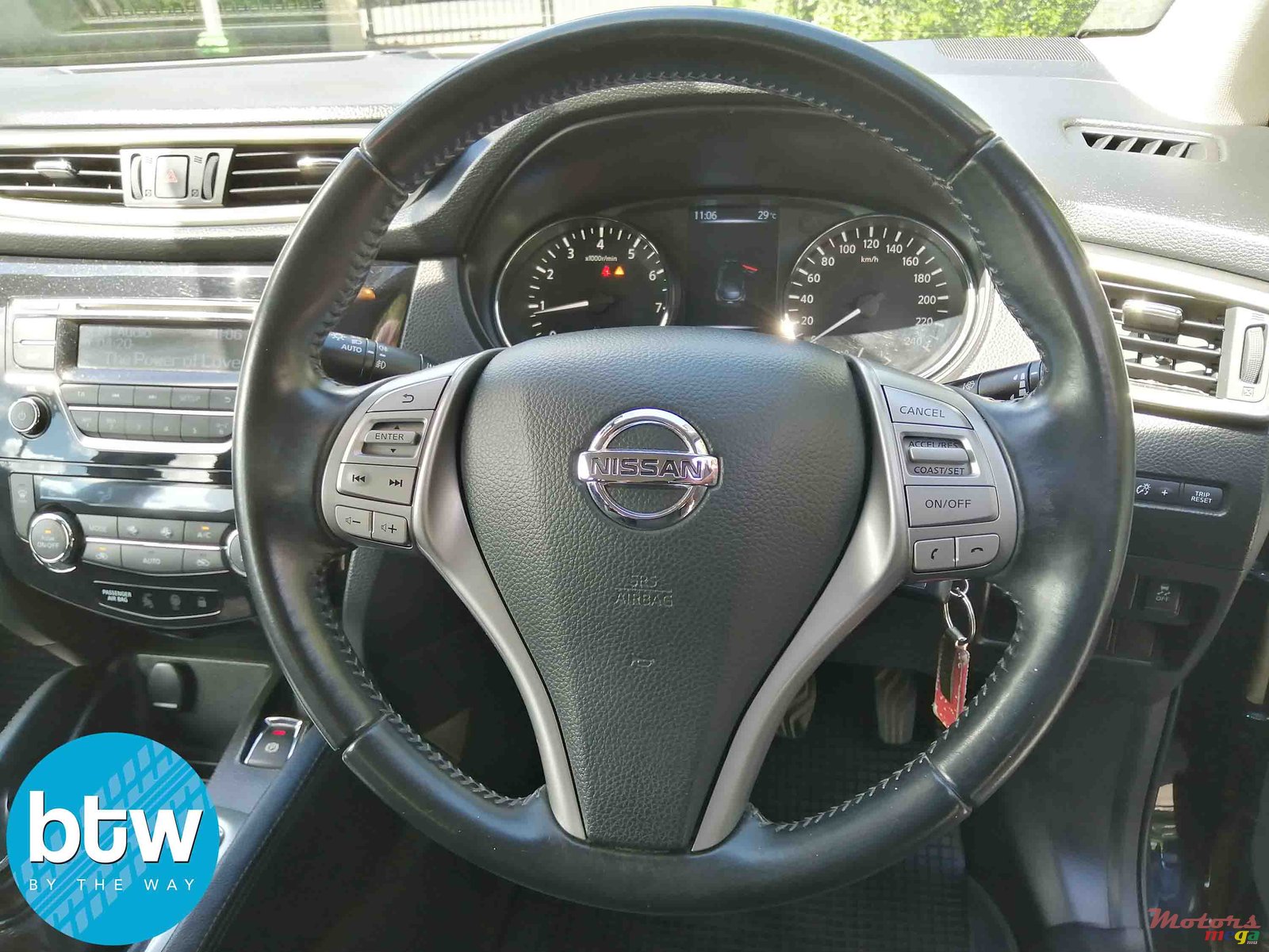 2015' Nissan Qashqai 1.2T photo #5