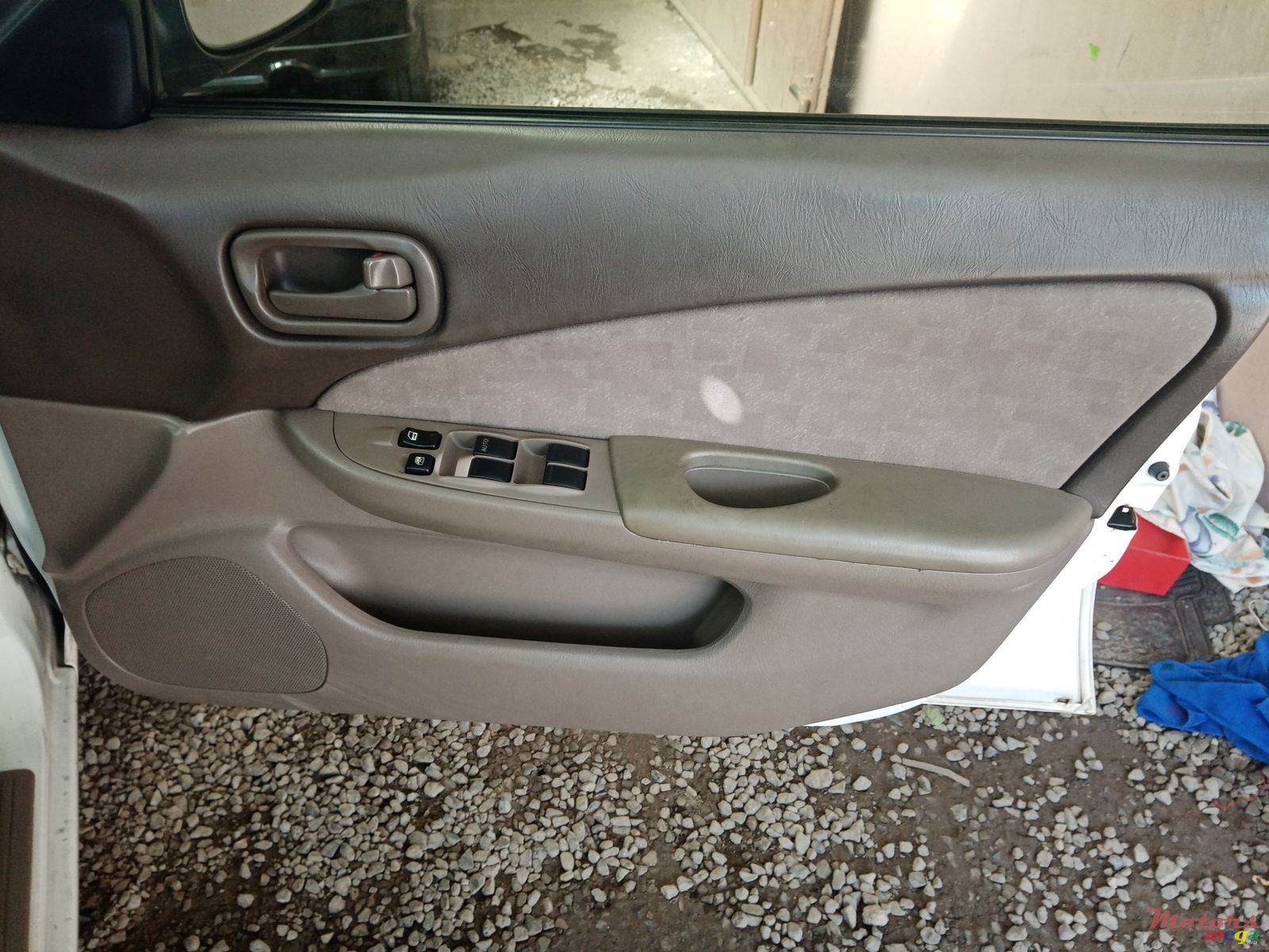 1999' Nissan Sunny B15 photo #3