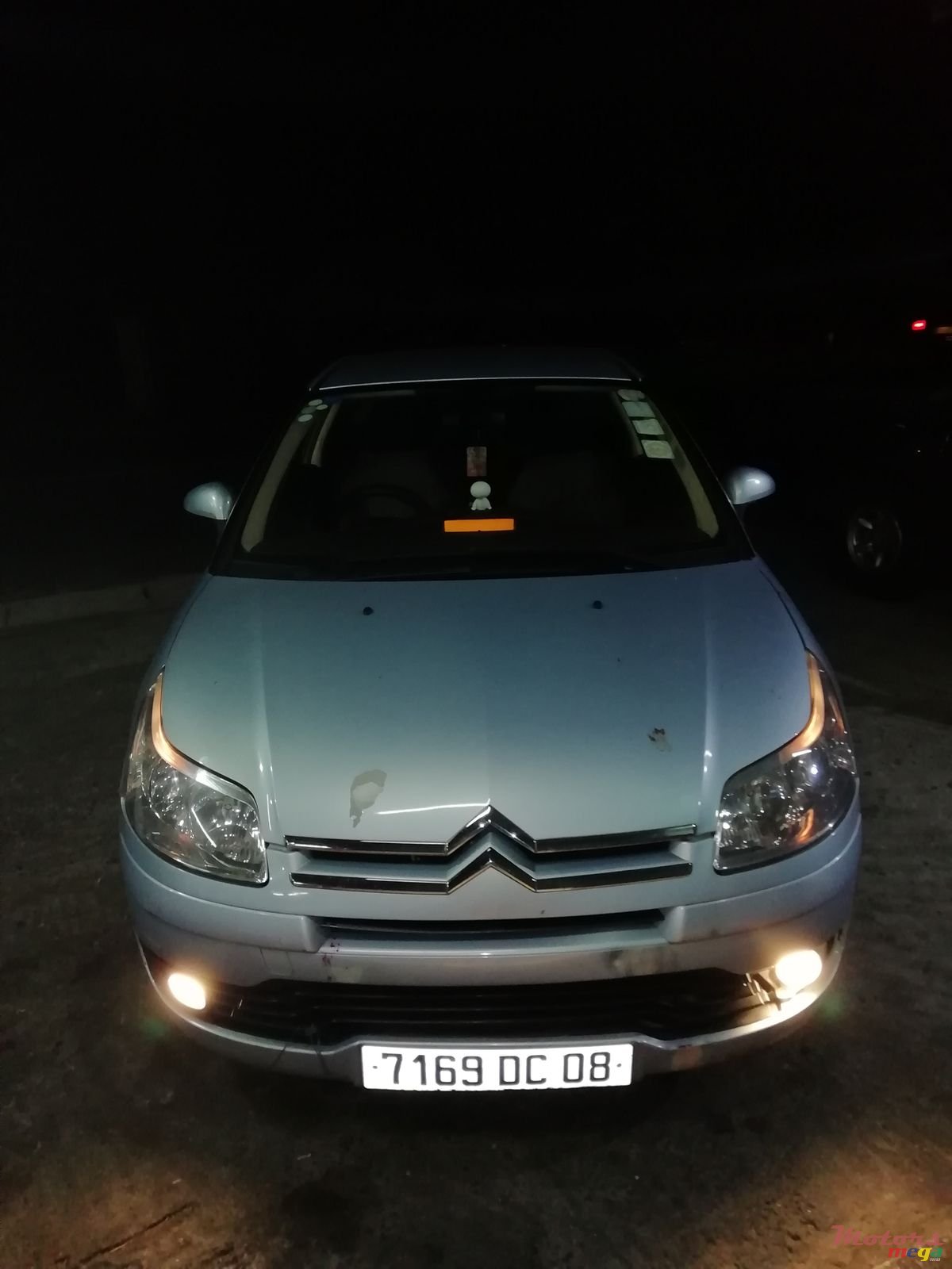 2008' Citroen C4 photo #5