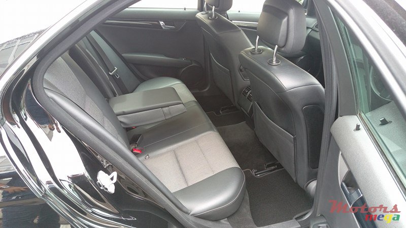 2008' Mercedes-Benz C180 AMG Pack photo #3