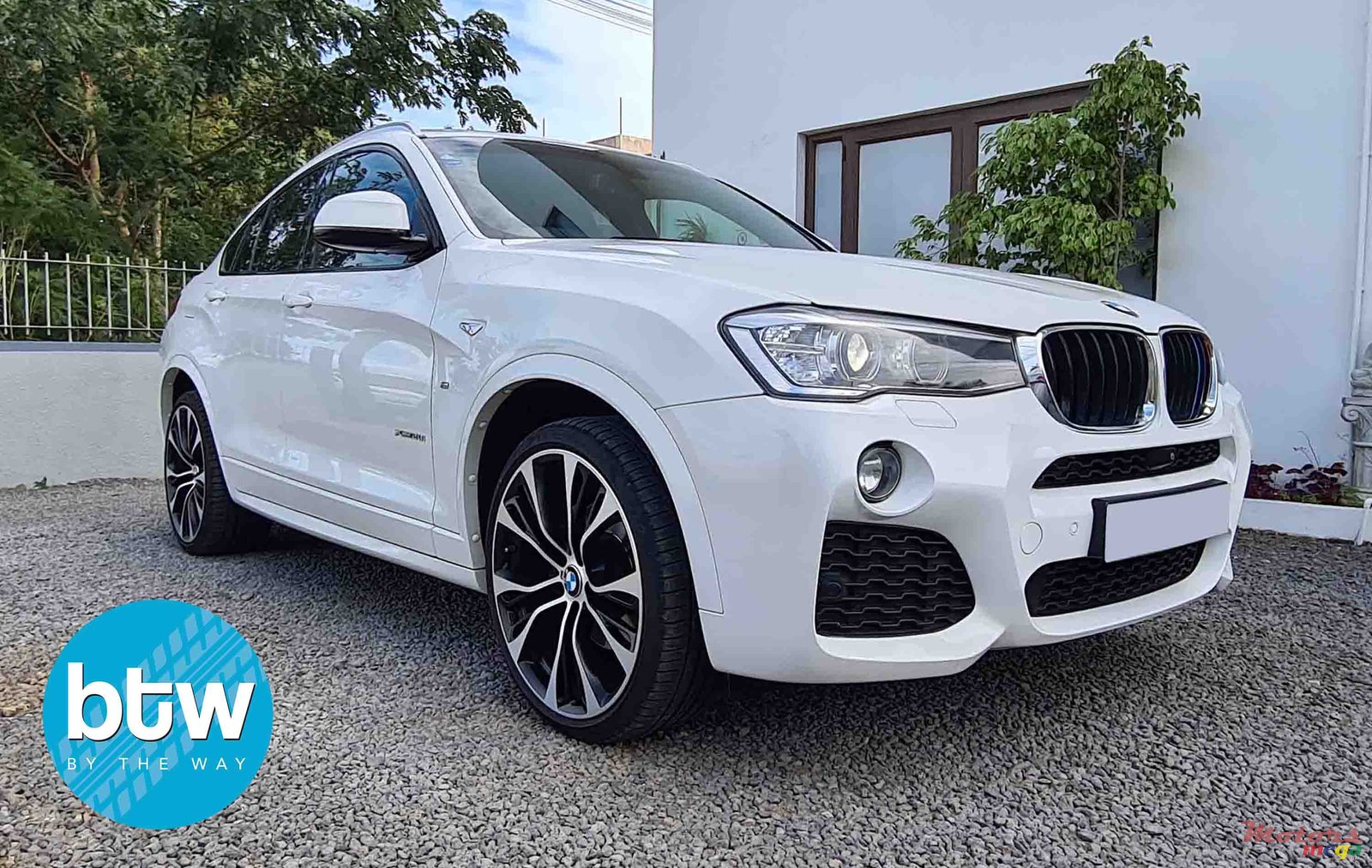 2016' BMW X4 photo #1