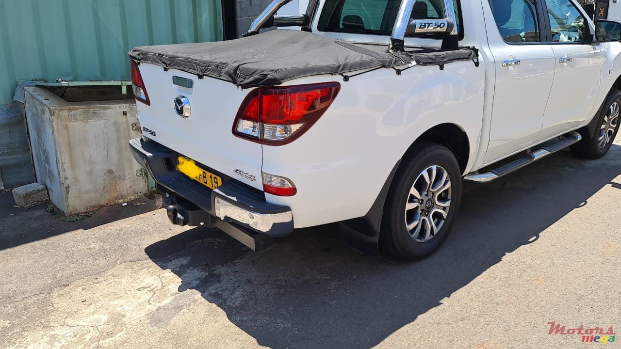 2019' Mazda BT-50 photo #5