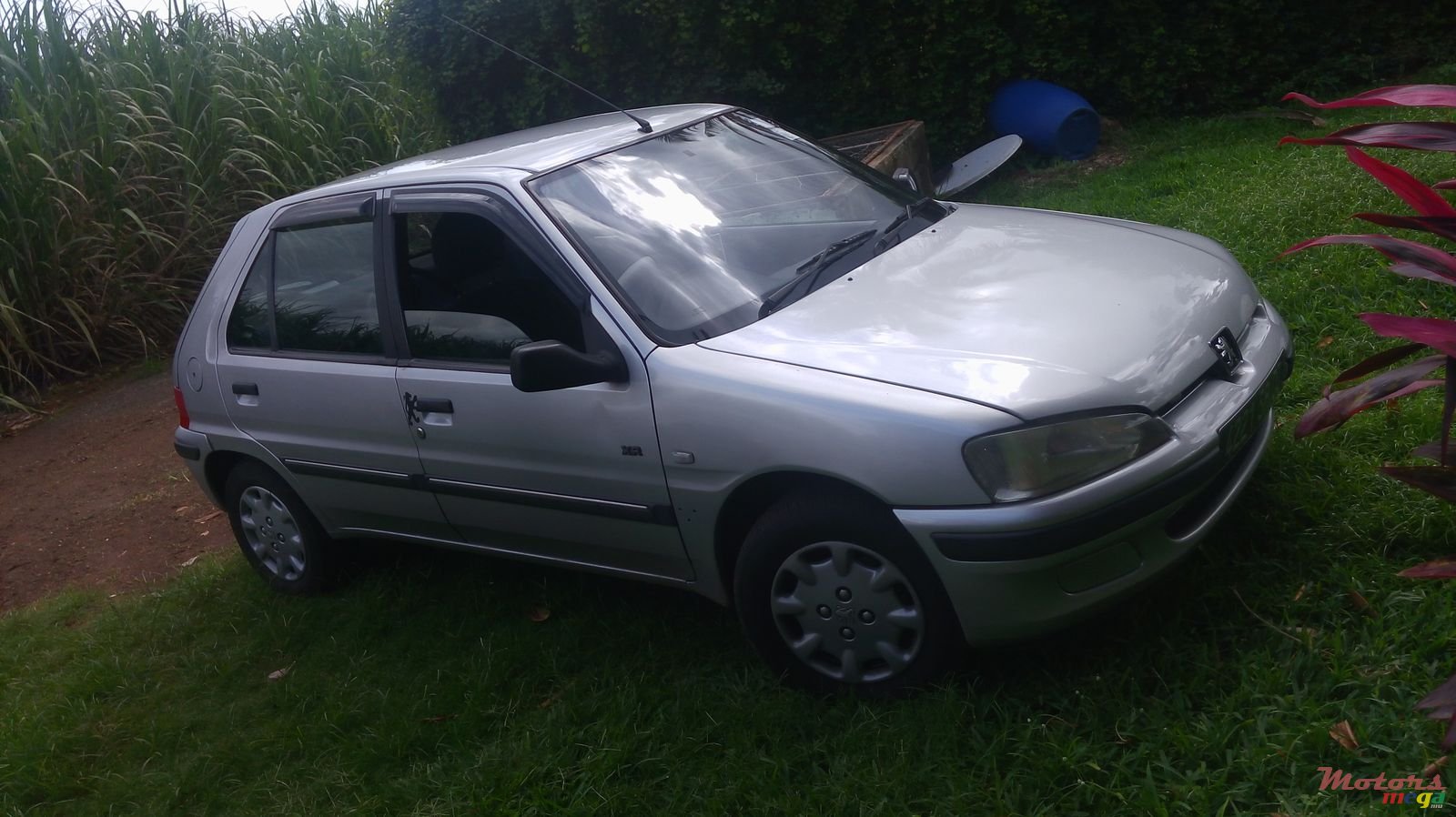 2000' Peugeot 106 photo #1